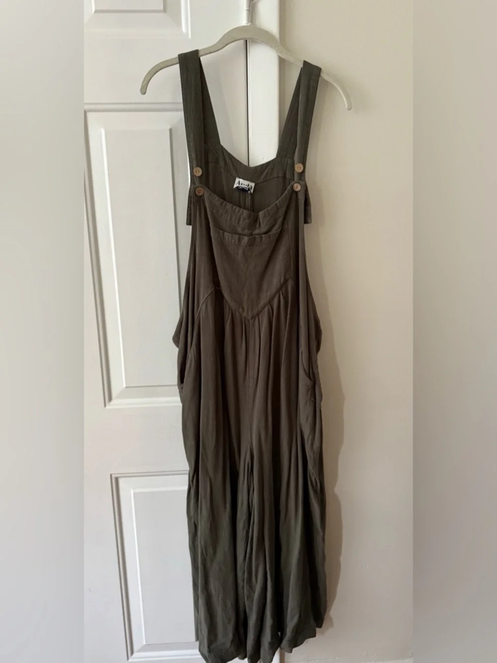 Flowy overalls
